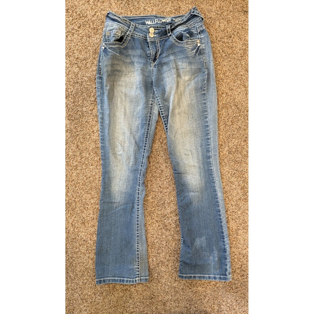 WallFlower Size 5 Reg Luscious Curvy Bootcut Jeans Double Button #1059